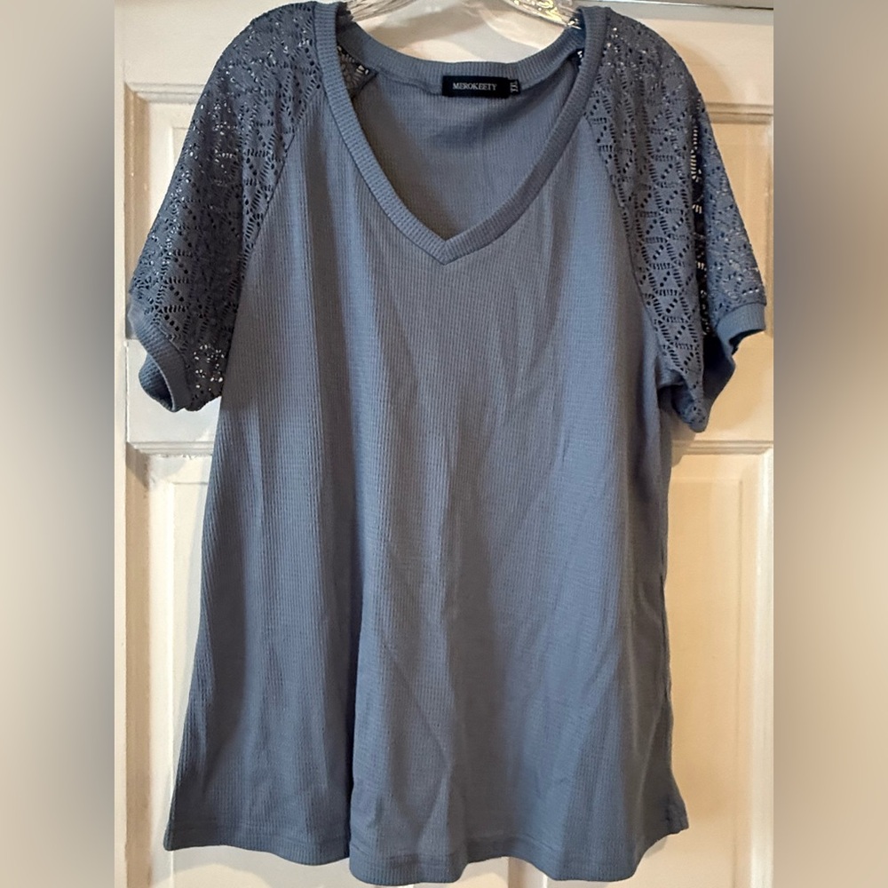 Women’s Blue Relaxed V-Neck Blouse